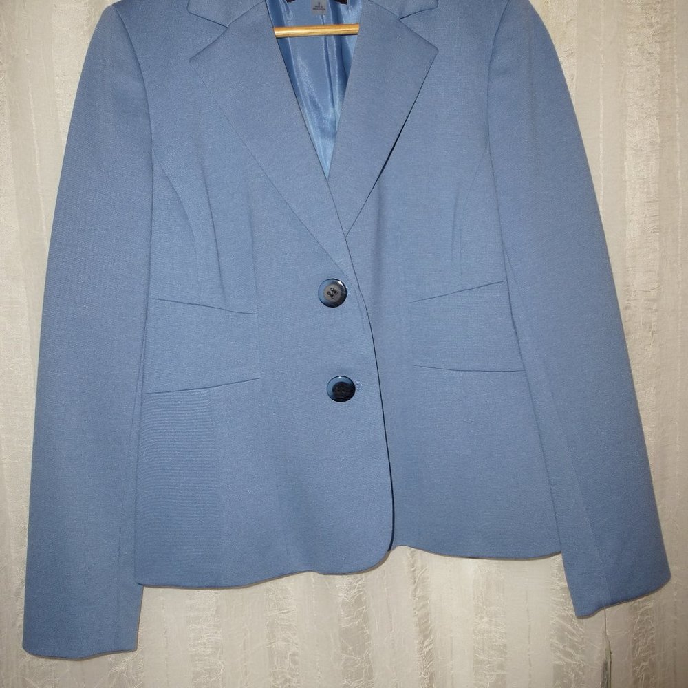 New Blazer great styled fit